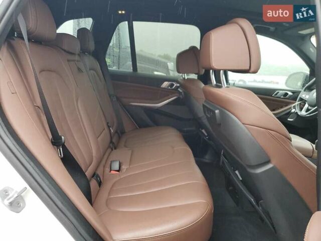 Білий БМВ Х5, об'ємом двигуна 3 л та пробігом 141 тис. км за 24400 $, фото 9 на Automoto.ua