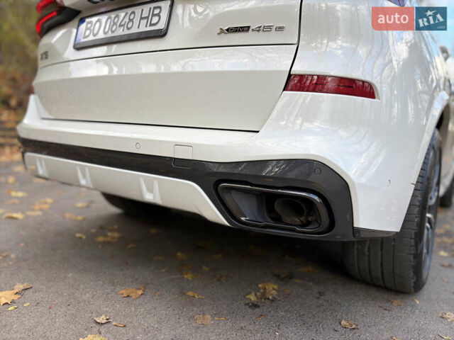БМВ Х5 2021 в Тернополе на Automoto.ua Белый БМВ Х5, объемом двигателя 3 л и пробегом 98 тыс. км за 64900 $, фото 18 на Automoto.ua