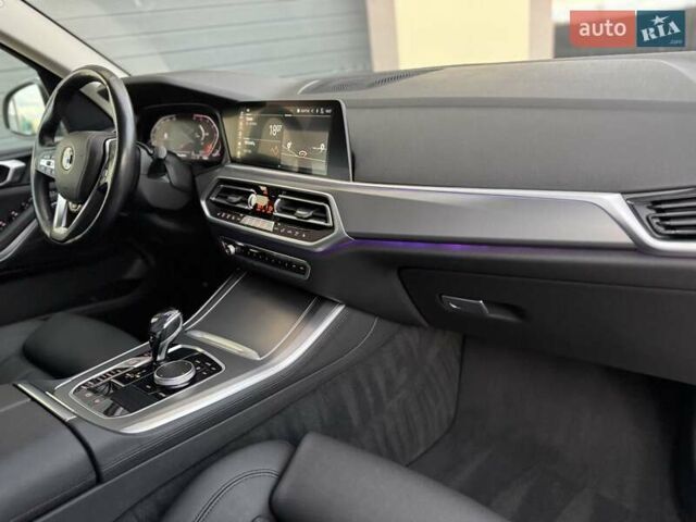 БМВ Х5 2021 в Стрые на Automoto.ua Белый БМВ Х5, объемом двигателя 2 л и пробегом 89 тыс. км за 53900 $, фото 82 на Automoto.ua