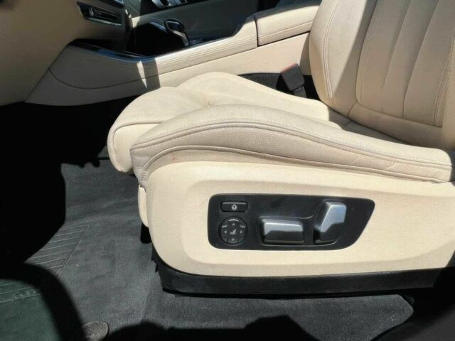 Белый БМВ Х5, объемом двигателя 3 л и пробегом 19 тыс. км за 21000 $, фото 13 на Automoto.ua