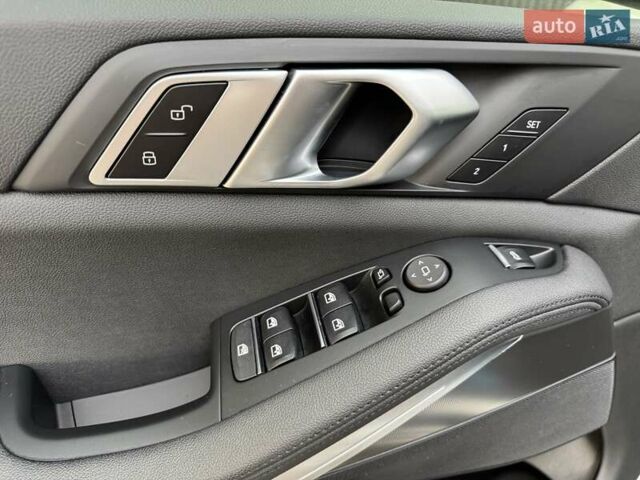 Білий БМВ Х5, об'ємом двигуна 2 л та пробігом 74 тис. км за 54200 $, фото 62 на Automoto.ua