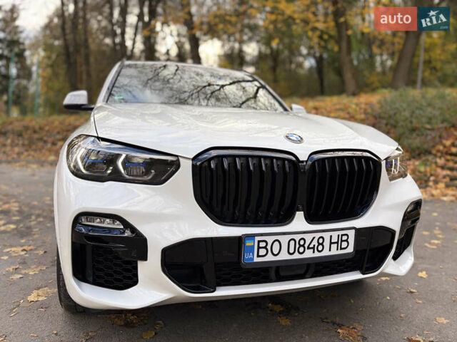 БМВ Х5 2021 в Тернополе на Automoto.ua Белый БМВ Х5, объемом двигателя 3 л и пробегом 98 тыс. км за 64900 $, фото 12 на Automoto.ua