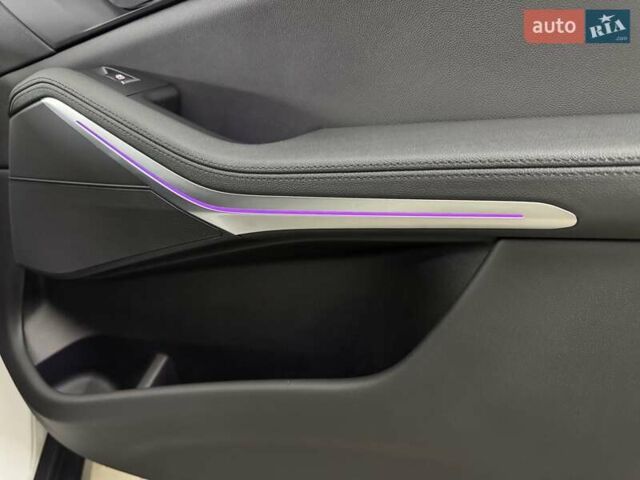 БМВ Х5 2021 в Стрые на Automoto.ua Белый БМВ Х5, объемом двигателя 2 л и пробегом 89 тыс. км за 53900 $, фото 85 на Automoto.ua