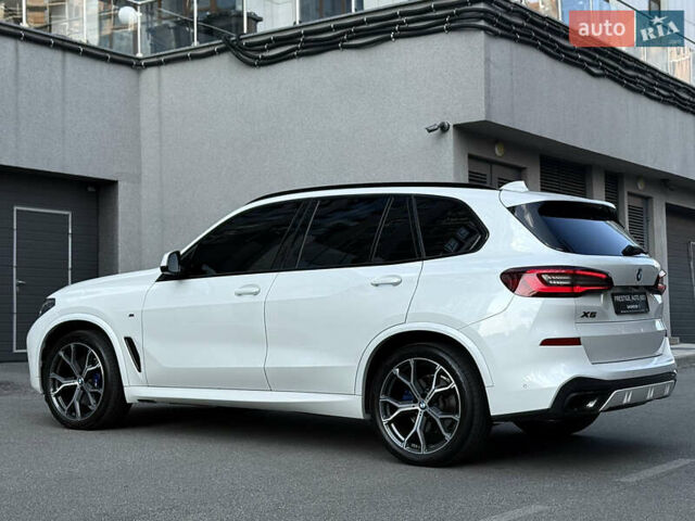 Белый БМВ Х5, объемом двигателя 3 л и пробегом 61 тыс. км за 73000 $, фото 23 на Automoto.ua