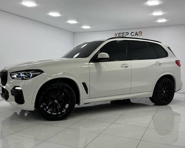 Белый БМВ Х5, объемом двигателя 2.99 л и пробегом 99 тыс. км за 69000 $, фото 2 на Automoto.ua