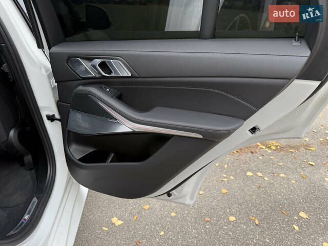 Белый БМВ Х5, объемом двигателя 3 л и пробегом 52 тыс. км за 55555 $, фото 17 на Automoto.ua