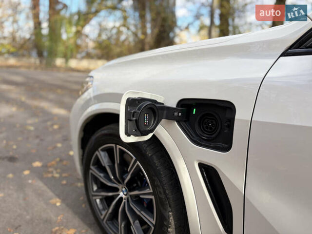 БМВ Х5 2021 в Тернополе на Automoto.ua Белый БМВ Х5, объемом двигателя 3 л и пробегом 98 тыс. км за 64900 $, фото 19 на Automoto.ua
