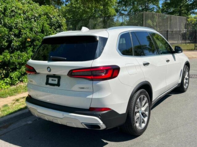 Белый БМВ Х5, объемом двигателя 3 л и пробегом 19 тыс. км за 21000 $, фото 3 на Automoto.ua