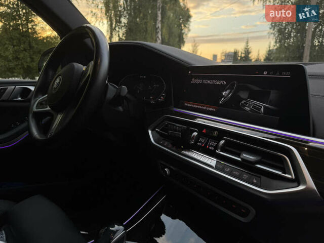 Белый БМВ Х5, объемом двигателя 3 л и пробегом 74 тыс. км за 55000 $, фото 51 на Automoto.ua