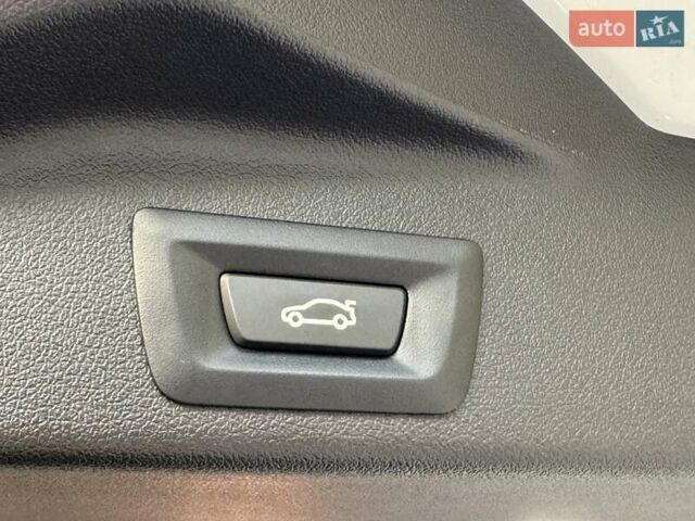 Білий БМВ Х5, об'ємом двигуна 2 л та пробігом 74 тис. км за 54200 $, фото 86 на Automoto.ua