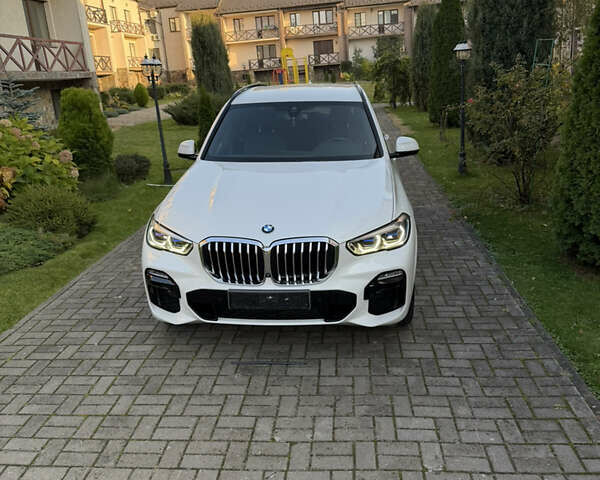 БМВ Х5 2021 в Черновцах на Automoto.ua Белый БМВ Х5, объемом двигателя 2.99 л и пробегом 84 тыс. км за 74000 $, фото 3 на Automoto.ua