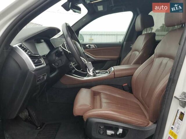 Білий БМВ Х5, об'ємом двигуна 3 л та пробігом 141 тис. км за 24400 $, фото 6 на Automoto.ua