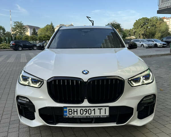 Белый БМВ Х5, объемом двигателя 2.99 л и пробегом 124 тыс. км за 74999 $, фото 6 на Automoto.ua