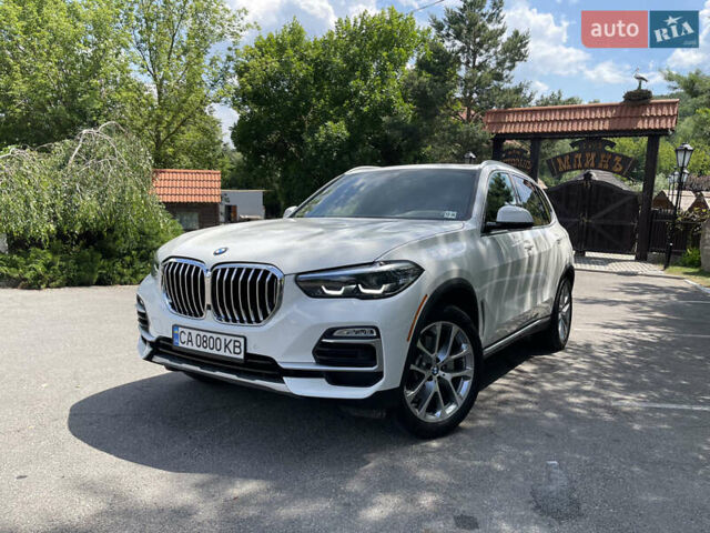 Белый БМВ Х5, объемом двигателя 3 л и пробегом 5 тыс. км за 62900 $, фото 1 на Automoto.ua