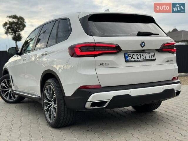Білий БМВ Х5, об'ємом двигуна 2 л та пробігом 74 тис. км за 54200 $, фото 18 на Automoto.ua