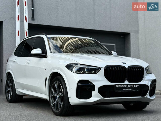 Белый БМВ Х5, объемом двигателя 3 л и пробегом 61 тыс. км за 73000 $, фото 10 на Automoto.ua