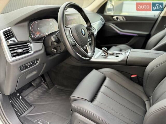 Білий БМВ Х5, об'ємом двигуна 2 л та пробігом 74 тис. км за 54200 $, фото 54 на Automoto.ua