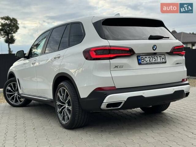 Білий БМВ Х5, об'ємом двигуна 2 л та пробігом 74 тис. км за 54200 $, фото 19 на Automoto.ua
