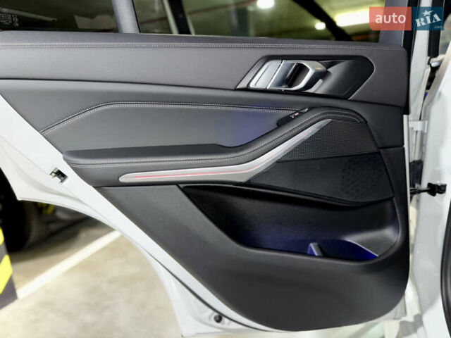 Белый БМВ Х5, объемом двигателя 2.99 л и пробегом 115 тыс. км за 63900 $, фото 25 на Automoto.ua