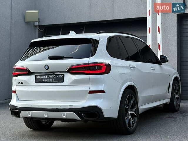 Белый БМВ Х5, объемом двигателя 3 л и пробегом 61 тыс. км за 73000 $, фото 21 на Automoto.ua