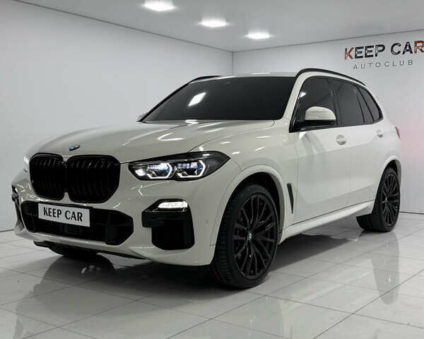 Белый БМВ Х5, объемом двигателя 2.99 л и пробегом 99 тыс. км за 69000 $, фото 3 на Automoto.ua