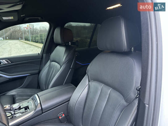 Белый БМВ Х5, объемом двигателя 2.99 л и пробегом 79 тыс. км за 68000 $, фото 20 на Automoto.ua