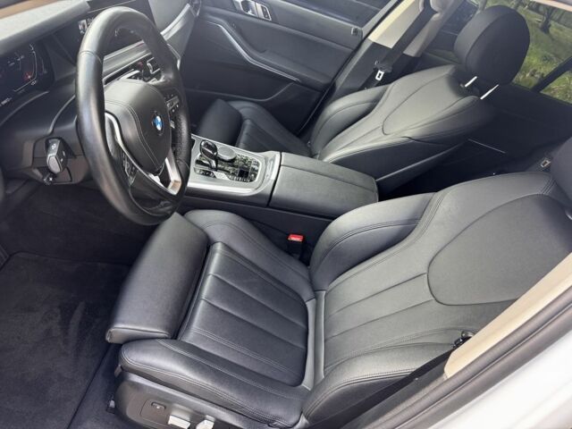 Белый БМВ Х5, объемом двигателя 2 л и пробегом 109 тыс. км за 52900 $, фото 5 на Automoto.ua