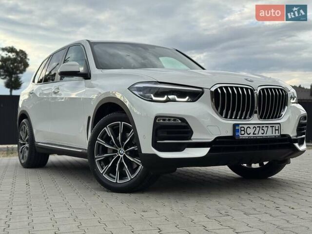 Білий БМВ Х5, об'ємом двигуна 2 л та пробігом 74 тис. км за 54200 $, фото 3 на Automoto.ua