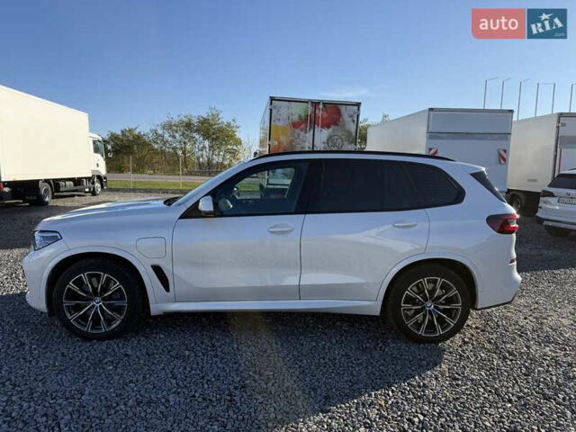 Білий БМВ Х5, об'ємом двигуна 3 л та пробігом 118 тис. км за 67777 $, фото 13 на Automoto.ua