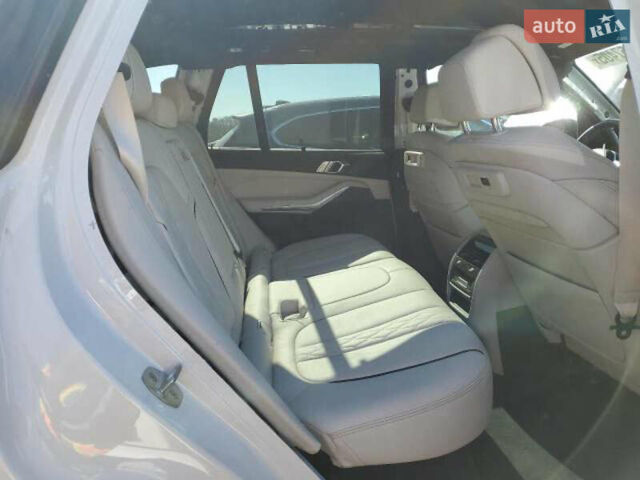 Белый БМВ Х5, объемом двигателя 3 л и пробегом 62 тыс. км за 57000 $, фото 7 на Automoto.ua