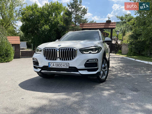 Белый БМВ Х5, объемом двигателя 3 л и пробегом 5 тыс. км за 62900 $, фото 4 на Automoto.ua