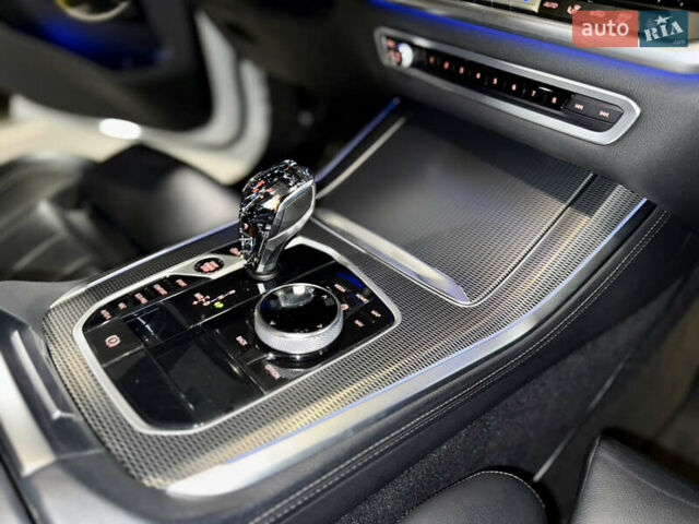Белый БМВ Х5, объемом двигателя 3 л и пробегом 115 тыс. км за 67000 $, фото 35 на Automoto.ua