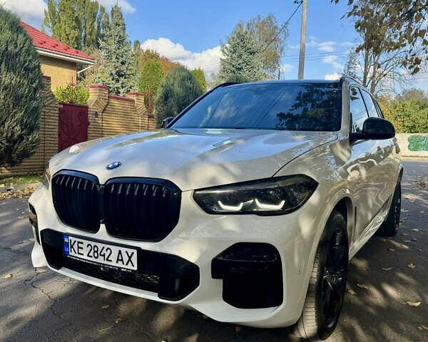 Белый БМВ Х5, объемом двигателя 2.99 л и пробегом 134 тыс. км за 61000 $, фото 1 на Automoto.ua