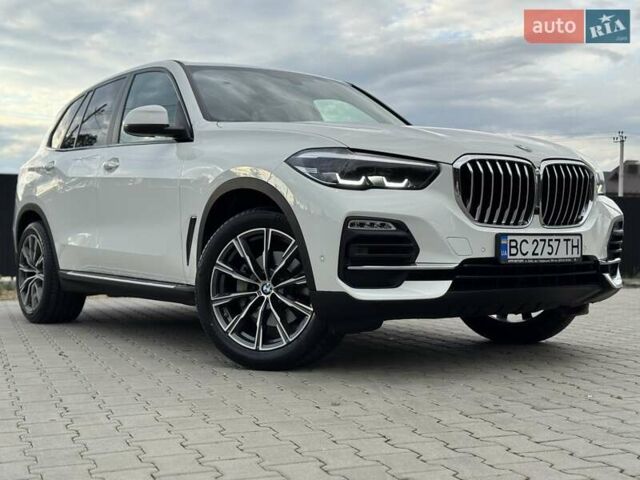 Білий БМВ Х5, об'ємом двигуна 2 л та пробігом 74 тис. км за 54200 $, фото 2 на Automoto.ua