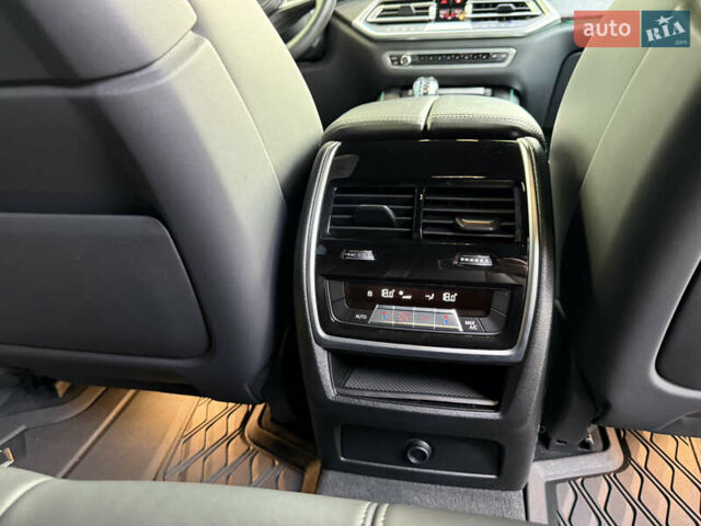 Белый БМВ Х5, объемом двигателя 2.99 л и пробегом 124 тыс. км за 74999 $, фото 28 на Automoto.ua