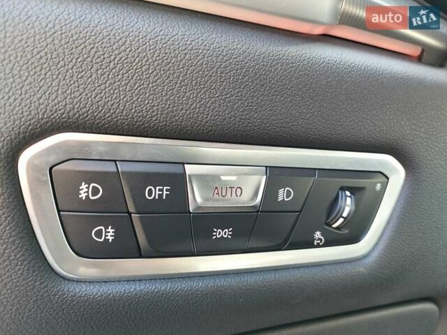 Белый БМВ Х5, объемом двигателя 2 л и пробегом 68 тыс. км за 53800 $, фото 25 на Automoto.ua