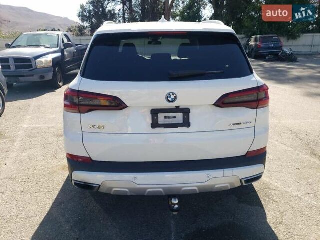 Білий БМВ Х5, об'ємом двигуна 3 л та пробігом 105 тис. км за 27100 $, фото 5 на Automoto.ua
