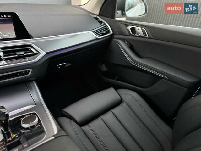 БМВ Х5 2021 в Стрые на Automoto.ua Белый БМВ Х5, объемом двигателя 2 л и пробегом 89 тыс. км за 53900 $, фото 73 на Automoto.ua