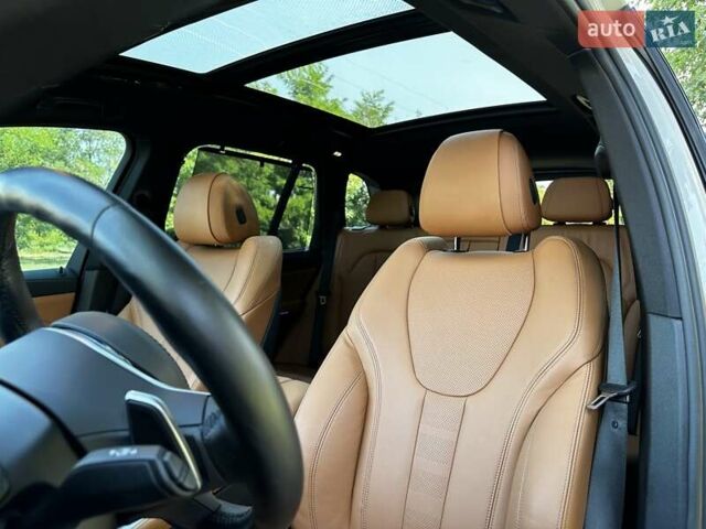 Белый БМВ Х5, объемом двигателя 3 л и пробегом 27 тыс. км за 67500 $, фото 19 на Automoto.ua