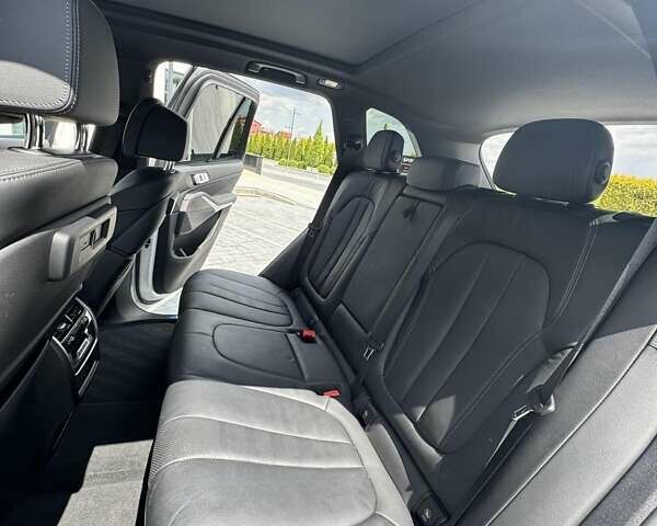 Белый БМВ Х5, объемом двигателя 3 л и пробегом 43 тыс. км за 66000 $, фото 20 на Automoto.ua