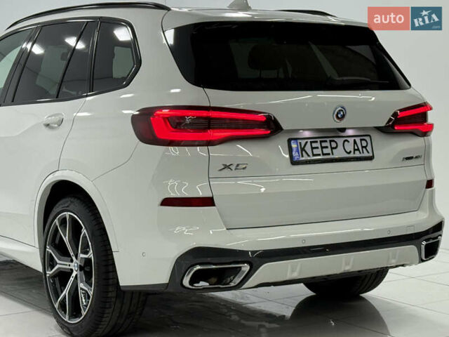 Белый БМВ Х5, объемом двигателя 3 л и пробегом 43 тыс. км за 62500 $, фото 15 на Automoto.ua