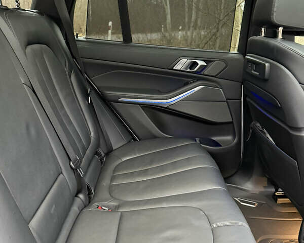 Білий БМВ Х5, об'ємом двигуна 3 л та пробігом 92 тис. км за 72000 $, фото 29 на Automoto.ua