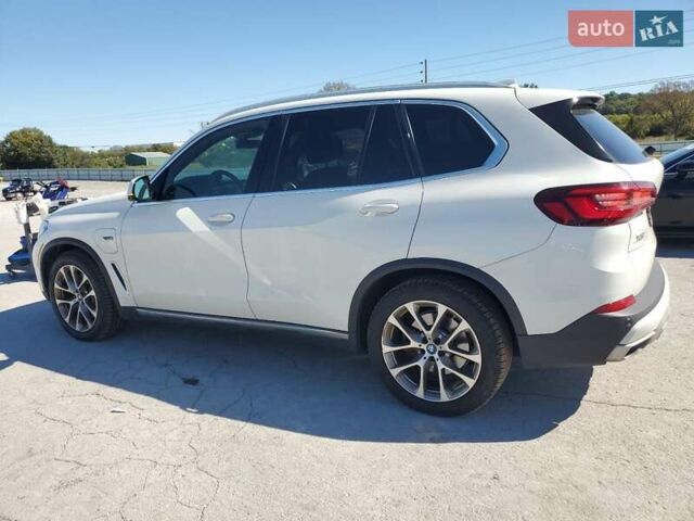 Белый БМВ Х5, объемом двигателя 3 л и пробегом 94 тыс. км за 26000 $, фото 1 на Automoto.ua