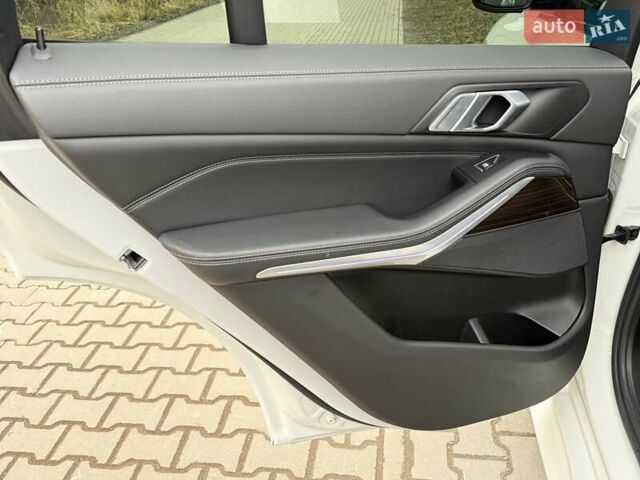 Білий БМВ Х5, об'ємом двигуна 3 л та пробігом 39 тис. км за 71000 $, фото 38 на Automoto.ua
