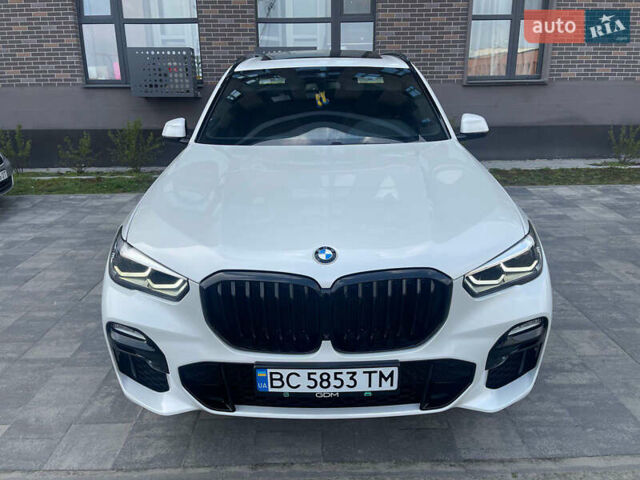 Белый БМВ Х5, объемом двигателя 3 л и пробегом 15 тыс. км за 68100 $, фото 9 на Automoto.ua