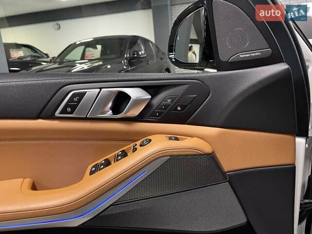 Белый БМВ Х5, объемом двигателя 2.99 л и пробегом 114 тыс. км за 68700 $, фото 25 на Automoto.ua