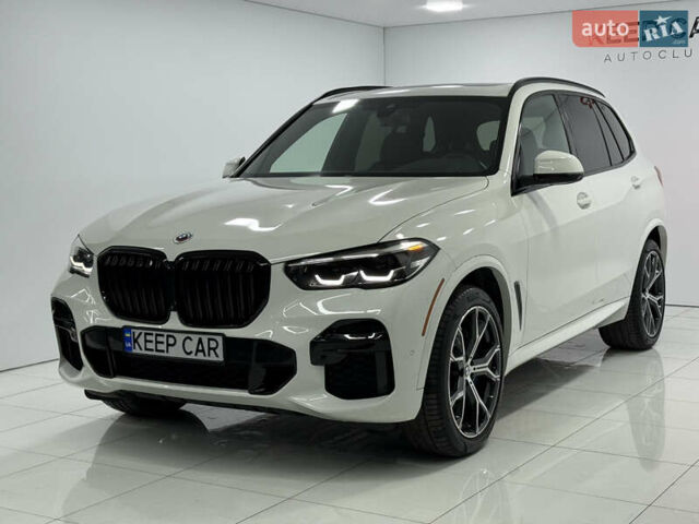 Белый БМВ Х5, объемом двигателя 3 л и пробегом 43 тыс. км за 62500 $, фото 1 на Automoto.ua