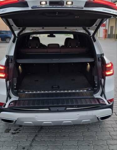 Белый БМВ Х5, объемом двигателя 3 л и пробегом 31 тыс. км за 72500 $, фото 7 на Automoto.ua