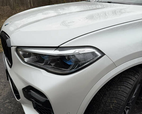 Білий БМВ Х5, об'ємом двигуна 3 л та пробігом 92 тис. км за 72000 $, фото 1 на Automoto.ua