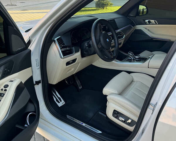 Белый БМВ Х5, объемом двигателя 2.99 л и пробегом 76 тыс. км за 76000 $, фото 8 на Automoto.ua